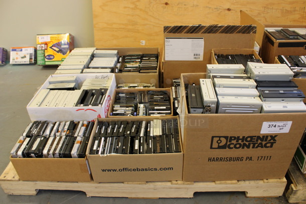 ALL ONE MONEY! PALLET LOT of Various Hard Drives! (Basement: Room 019)