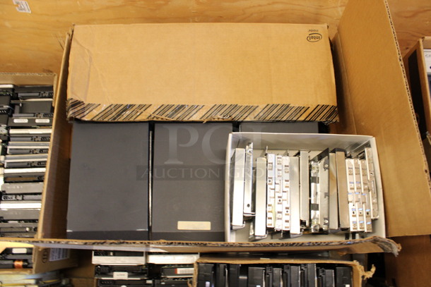 ALL ONE MONEY! PALLET LOT of Various Hard Drives! (Basement: Room 019) - Image 6 of 8