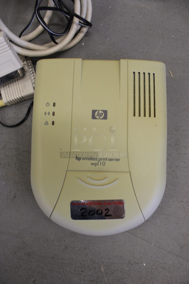 2 HP WPL 10 Wireless Print Servers. 5.5x7x1.5. 2 Times Your Bid! (Basement: Room 019)  - Image 3 of 4