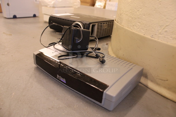 D-link Model Di-713P Wireless Gateway. 9x5.5x1.5. (Basement: Room 019) - Image 3 of 5