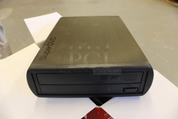 BRAND NEW IN BOX! Iomega Super DVD Writer. (Basement: Room 019) - Image 3 of 9