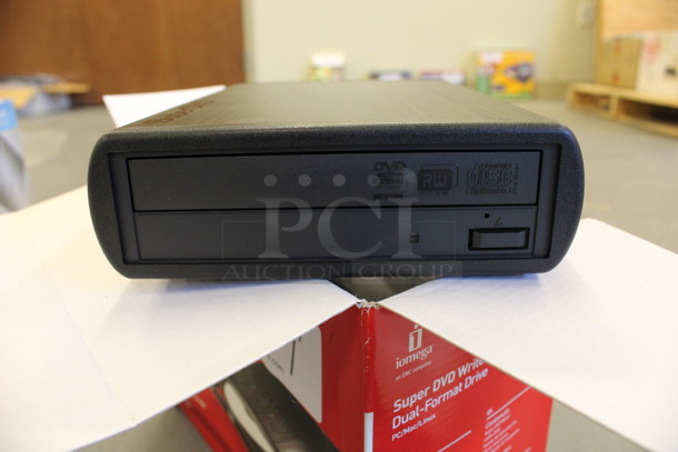 BRAND NEW IN BOX! Iomega Super DVD Writer. (Basement: Room 019) - Image 4 of 9