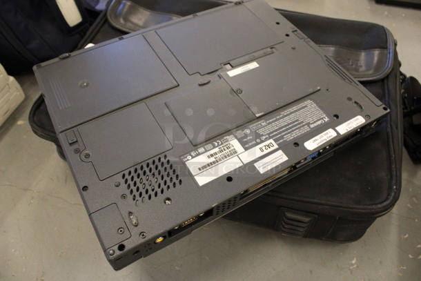 Gateway Solo 9500 15" Laptop in Soft Laptop Case. 17x13x5. (Basement: Room 019) - Image 6 of 7