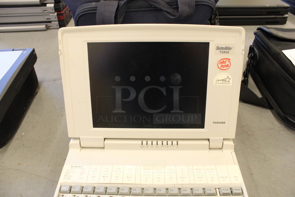 2 Satellite Model PA1112U T1900 9.5" Laptops in Soft Laptop Case. 17x13x5. 2 Times Your Bid! (Basement: Room 019) - Image 3 of 9