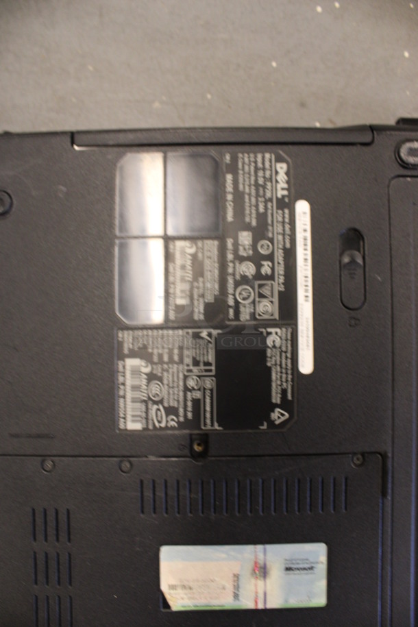 2 Various 15.5" Laptops; Dell Inspiron 1525 and Compaq Presario C700. Comes w/ 1 Charger. 2 Times Your Bid! (Basement: Room 019) - Image 8 of 10