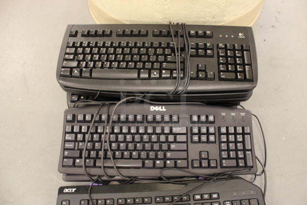 ALL ONE MONEY! Lot of 13 Various Keyboards! Includes 18x7x1. (Basement: Room 019) - Image 4 of 5