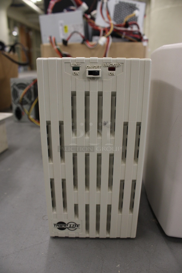 2 Various Items; Tripp Lite Internet Office UPS and BC Internet 280. 4x5.5x8, 5x6.5x8.5. 2 Times Your Bid! (Basement: Room 019) - Image 2 of 6