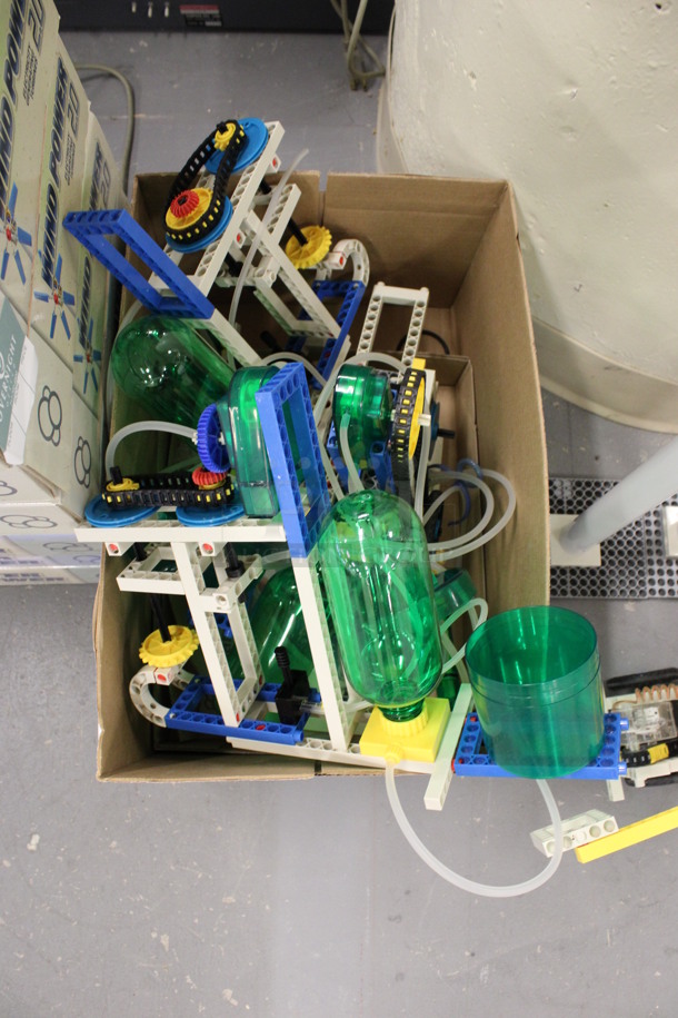 ALL ONE MONEY! Lot of 3 Wind Power Electricity Generating Turbines, 4 Air and Water Pneumatic Hydraulic Engines, 4 Assembled Units and Box of Loose Parts! (Basement: Room 019)  - Image 4 of 6