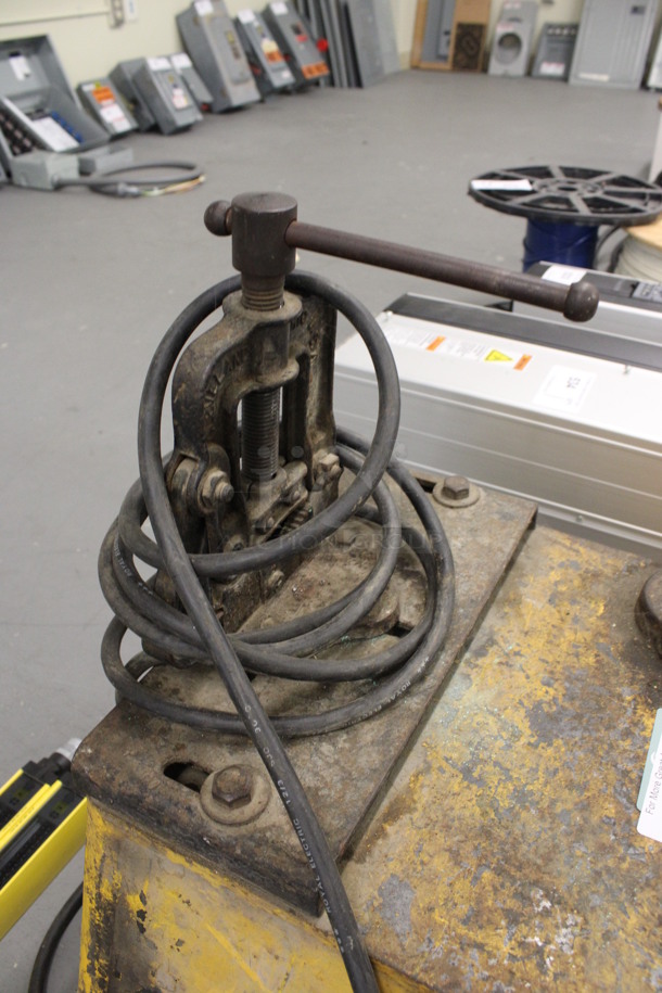 Oster Model E Metal Unit. 22x21x23. (Basement: Room 019) - Image 5 of 7