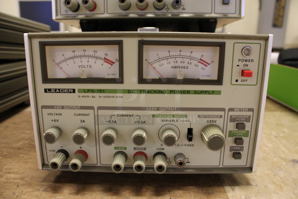 2 Leader LPS-151 DC Tracking Power Supplies. 8.5x13x6. 2 Times Your Bid! (Room 108) - Image 3 of 4