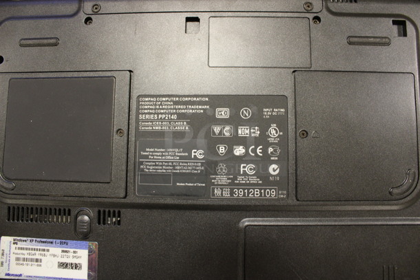 4 Compaq Evo N1000v 14" Laptops. 4 Times Your Bid! (Room 108) - Image 10 of 11