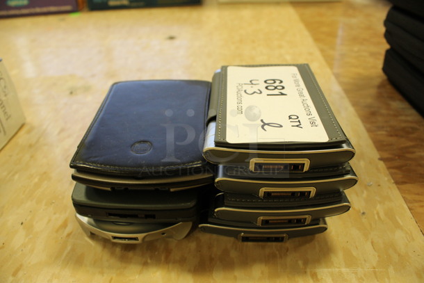 ALL ONE MONEY! Lot of 7 Various PDAs. Includes 3x4.5x0.5. (Room 108) - Image 4 of 4