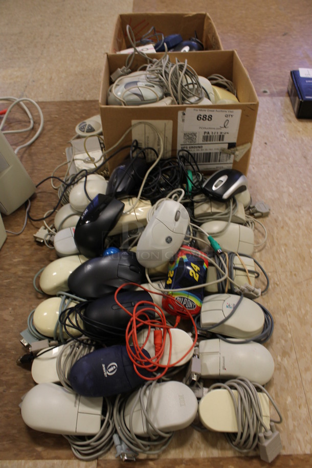 ALL ONE MONEY! Lot of Various Computer Mouse! (Room 108)