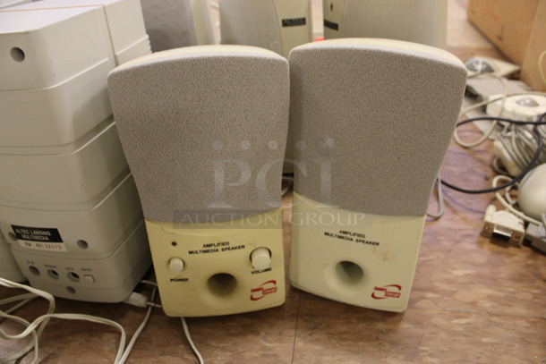 ALL ONE MONEY! Lot of 12 Various Speakers! Includes 4x5x7. (Room 108) - Image 3 of 6