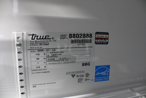 2016 True Model GDM-07-LD ENERGY STAR Metal Commercial Mini Cooler Merchandiser. 115 Volts, 1 Phase. 24x24x40. Tested and Working! - Image 5 of 5