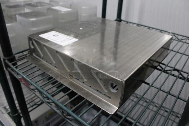 Metal Knife Rack. 12x2.5x14 - Image 2 of 3
