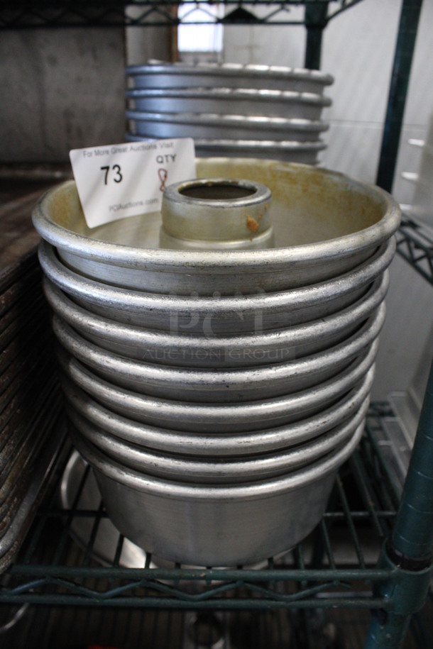 8 Metal Round Bundt Cake Pans. 8x8x3. 8 Times Your Bid! - Image 1 of 3