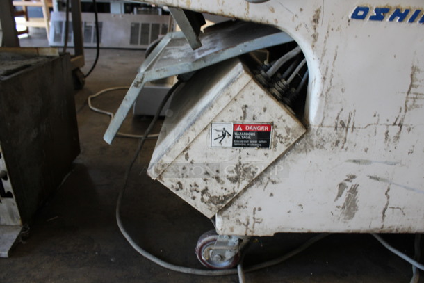 Oshikiri Widefine Metal Commercial Floor Style Dough Sheeter on Commercial Casters. 208-250 Volts, 3 Phase. 71x30x61.5 - Image 7 of 7