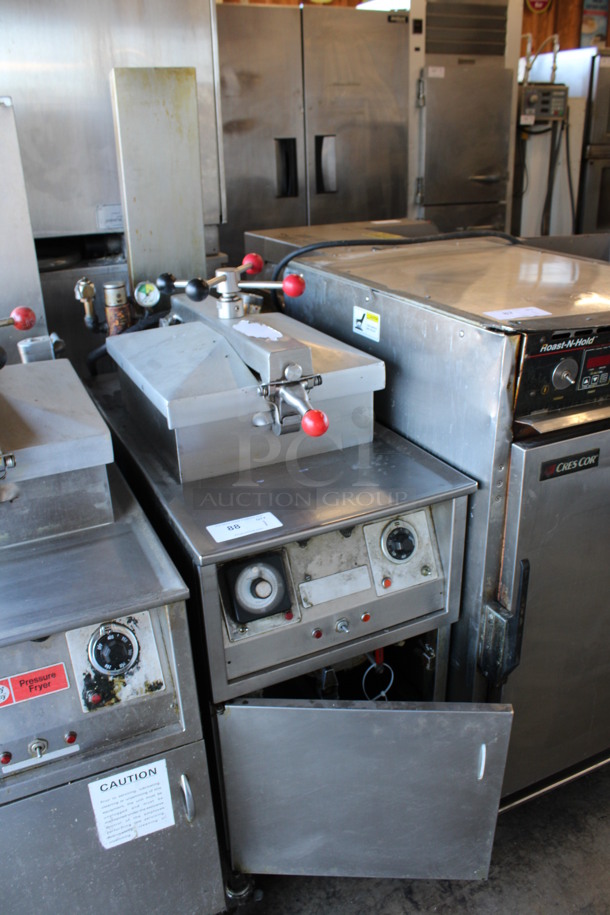 Henny Penny Stainless Steel Commercial Floor Style Electric Powered Pressure Fryer on Commercial Casters. 208 Volts, 3 Phase. 18x38x58 - Image 2 of 9