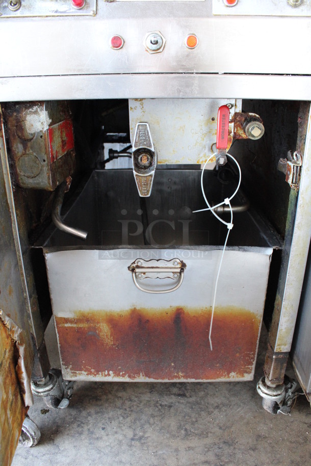Henny Penny Stainless Steel Commercial Floor Style Electric Powered Pressure Fryer on Commercial Casters. 208 Volts, 3 Phase. 18x38x58 - Image 7 of 9
