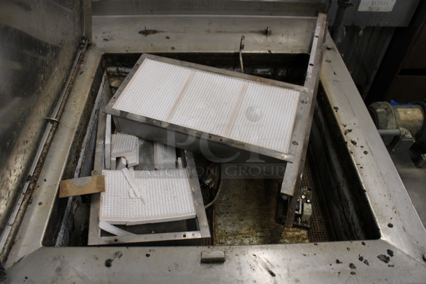 Polin Model SP155G-M2424 SP 155 Stainless Steel Commercial Floor Style Natural Gas Powered Donut Fryer. 70,000 BTU. 32x41x68 - Image 4 of 10