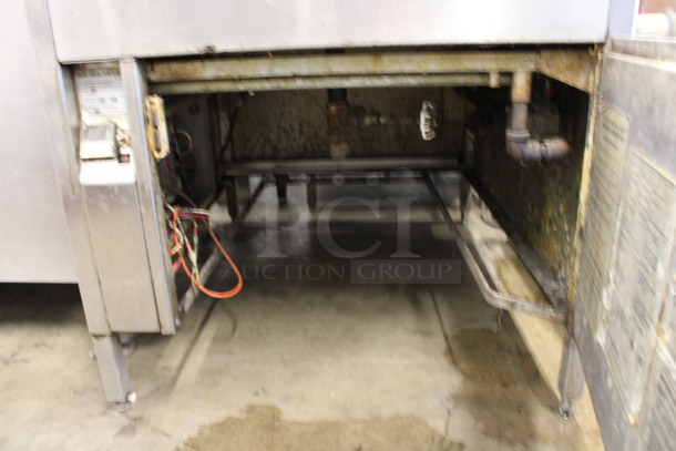 Polin Model SP155G-M2424 SP 155 Stainless Steel Commercial Floor Style Natural Gas Powered Donut Fryer. 70,000 BTU. 32x41x68 - Image 8 of 10