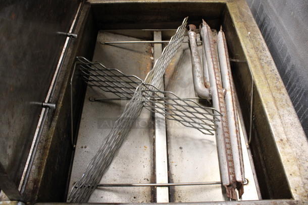 Anets Metal Commercial Natural Gas Powered Donut Fryer. 76,000 BTU. 25x35x40 - Image 5 of 7