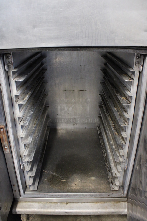 Henny Penny Stainless Steel Commercial Holding Cabinet on Commercial Casters. 208 Volts, 1 Phase. 24x30x71. Tested and Working! - Image 5 of 5