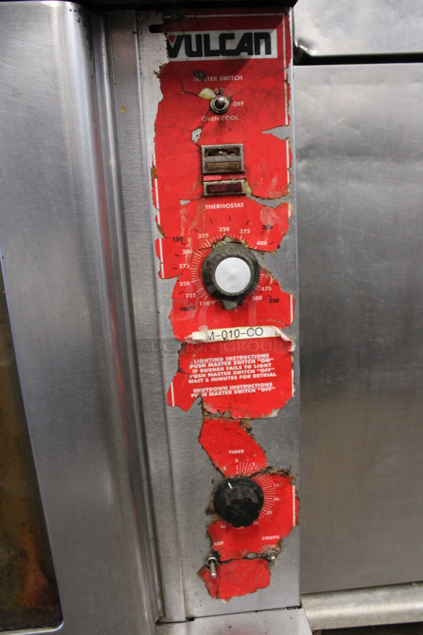 Vulcan Stainless Steel Commercial Natural Gas Powered Full Size Convection Oven w/ View Through Doors, Metal Oven Racks and Thermostatic Controls on Commercial Casters. 40.5x32x39 - Image 3 of 6