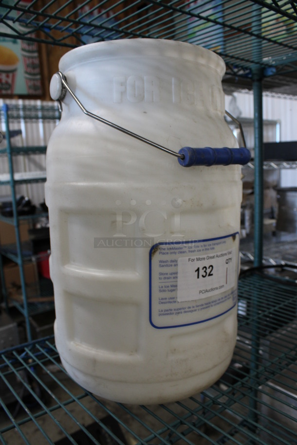 White Poly Ice Bucket. 11.5x11.5x17 - Image 2 of 3
