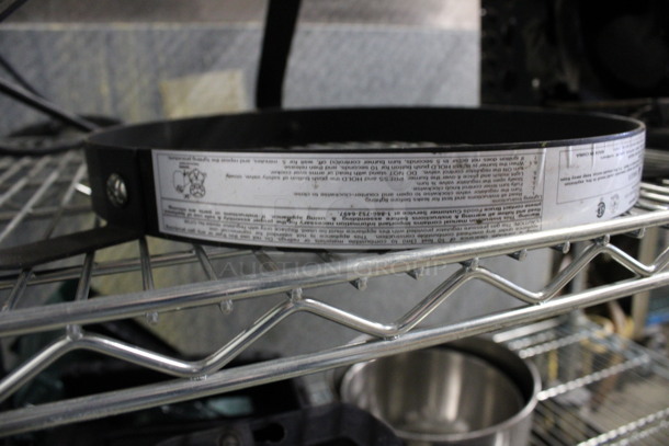 Bruce Model 22174.01708 Metal Countertop Single Burner Stock Pot Range. 17x17x13 - Image 4 of 5