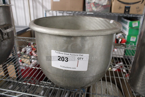 Hobart A200 Metal Commercial Mixing Bowl. 16x12x10