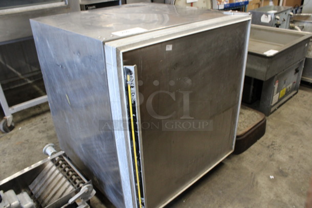 Silver King Model SKUCF7F Stainless Steel Commercial Single Door Undercounter Freezer on Commercial Casters. 1 Caster Needs To Be Reattached. 115 Volts, 1 Phase. 27x28x32. Tested and Temps at 34 Degrees! - Image 5 of 5