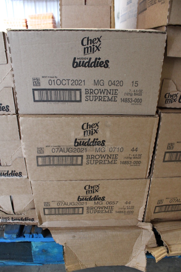 ALL ONE MONEY! PALLET LOT of 80 Boxes of Chex Mix Muddy Buddies Brownie Supreme! - Image 2 of 5