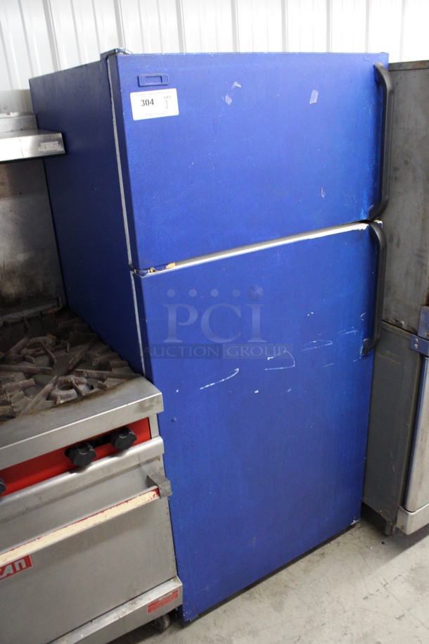 Sears Model 2539668010 Cooler Freezer Combo Unit. 115 Volts, 1 Phase. 30x28x64.5. Tested and Working! - Image 2 of 7