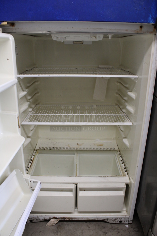 Sears Model 2539668010 Cooler Freezer Combo Unit. 115 Volts, 1 Phase. 30x28x64.5. Tested and Working! - Image 5 of 7