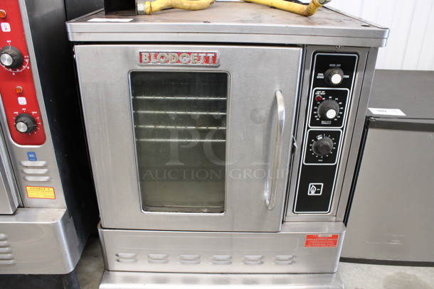 Blodgett Stainless Steel Commercial Propane Gas Powered Half Size Convection Oven w/ View Through Door, Metal Oven Racks and Thermostatic Controls. 30x30x32 - Image 2 of 7