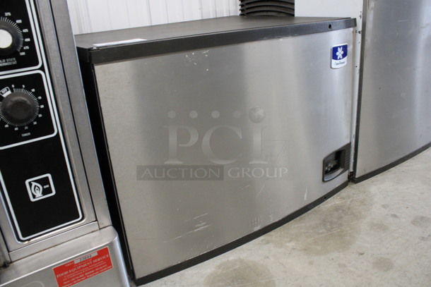 2011 Manitowoc Model IY0694N-261 Stainless Steel Commercial Ice Machine Head. 208-230 Volts, 1 Phase. 30x25x21.5 - Image 2 of 5