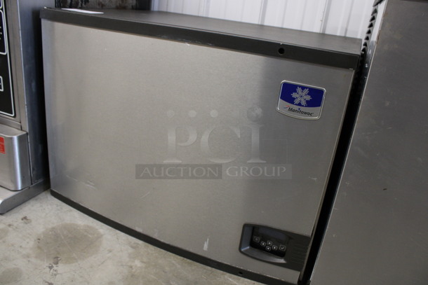 2011 Manitowoc Model IY0694N-261 Stainless Steel Commercial Ice Machine Head. 208-230 Volts, 1 Phase. 30x25x21.5 - Image 4 of 5