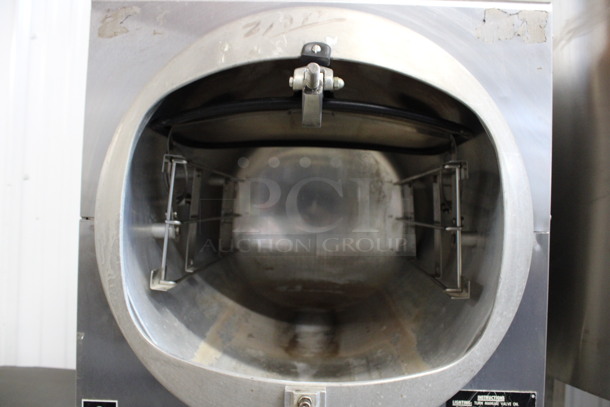 Market Forge Model ST-AGF Stainless Steel Commercial Natural Gas Powered Single Cabinet Pressure Steamer w/ Under Shelf. 40,000 BTU. 19x28x57 - Image 7 of 7