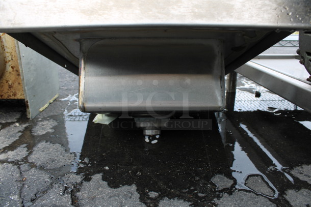 Stainless Steel Commercial Single Bay Sink w/ Side and Back Splash Guards. 19x29x19 - Image 6 of 6