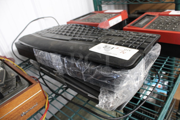ALL ONE MONEY! Lot of 7 Various Keyboards! Includes 18x8x1 - Image 3 of 3