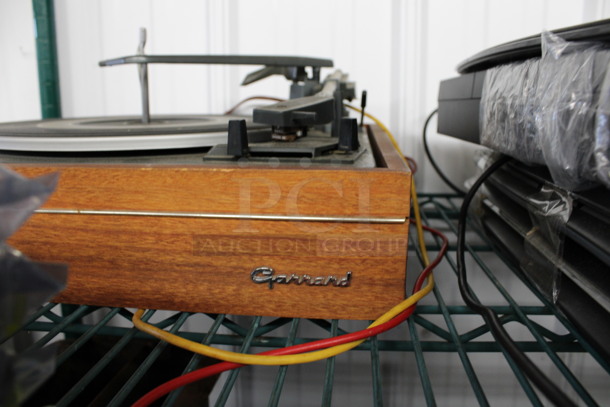 Garrand Countertop Record Player. 14.5x13x7 - Image 4 of 4