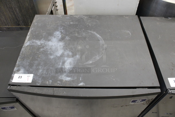 2011 Manitowoc Model IY0694N-261 Stainless Steel Commercial Ice Machine Head w/ Manitowoc Model JC0895 Remote Fan. 208-230 Volts, 1 Phase. 30x25x27 - Image 4 of 11