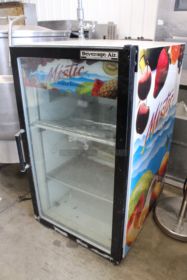 Beverage Air Model UR30G Metal Commercial Mini Cooler Merchandiser w/ Racks. 115 Volts, 1 Phase. 20.5x26x35.5. Tested and Working! - Image 2 of 5