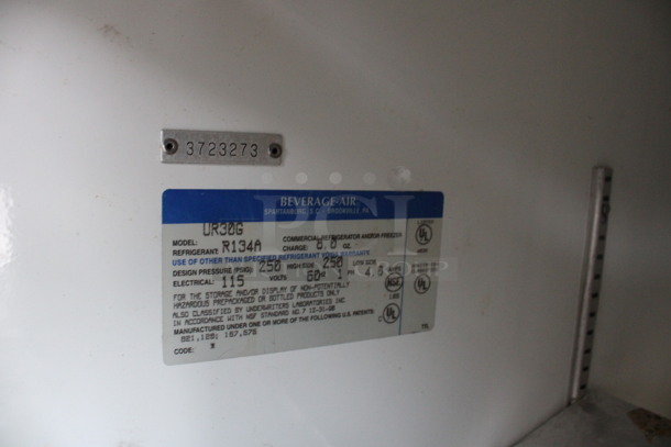 Beverage Air Model UR30G Metal Commercial Mini Cooler Merchandiser w/ Racks. 115 Volts, 1 Phase. 20.5x26x35.5. Tested and Working! - Image 5 of 5