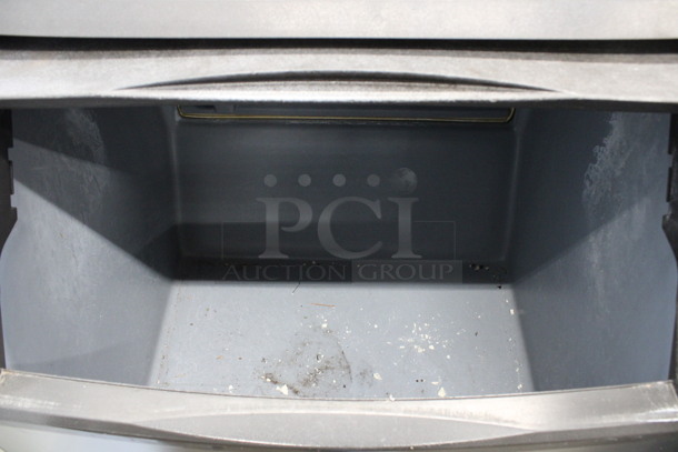 Manitowoc Model UR0140A-161B Stainless Steel Commercial Air Cooled Self Contained Undercounter Ice Machine. 115 Volts, 1 Phase. 26x26x39 - Image 4 of 6