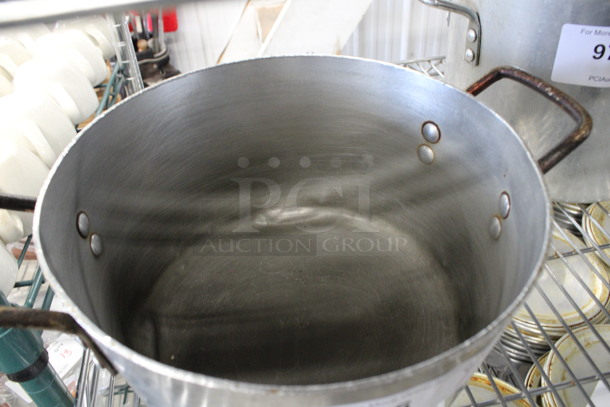 Metal Stock Pot. 15x12x6.5 - Image 2 of 3