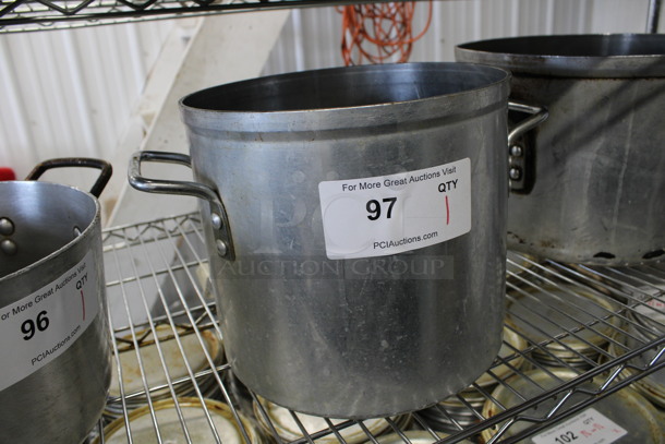 Metal Stock Pot. 13x10x9 - Image 2 of 3