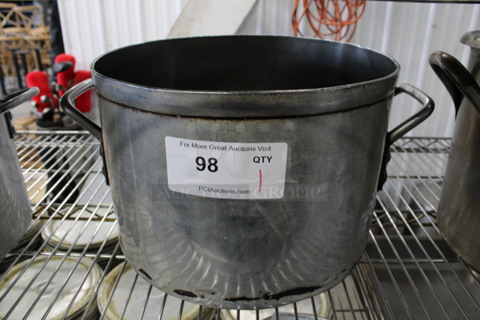 Metal Stock Pot. 16.5x13.5x9